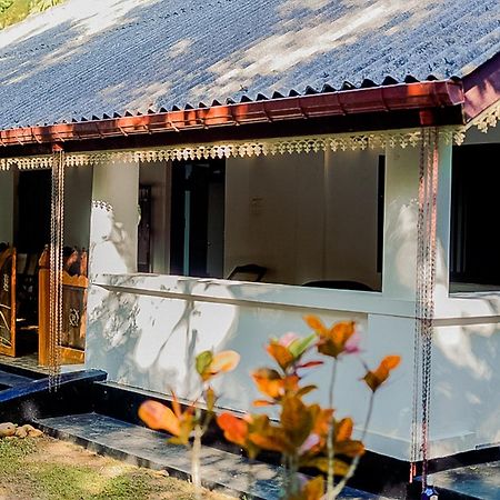 Walawwa Matale Hotel ภายนอก รูปภาพ