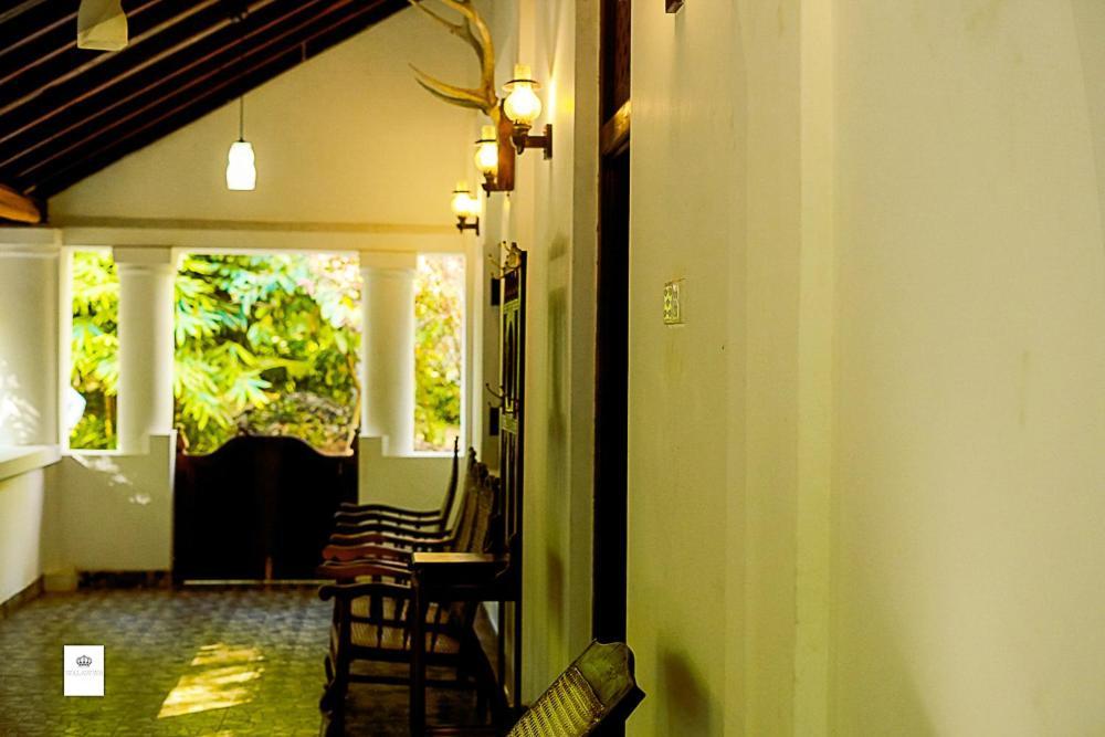 Walawwa Matale Hotel ภายนอก รูปภาพ